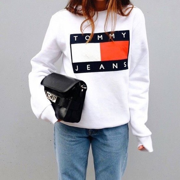 Tommy Hilfiger Sweaters - SOLD ❌❌